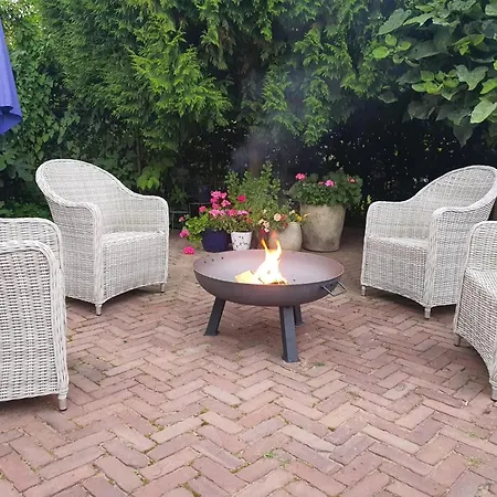 Rustic In The Middle Of The Achterhoek Holiday home Steenderen