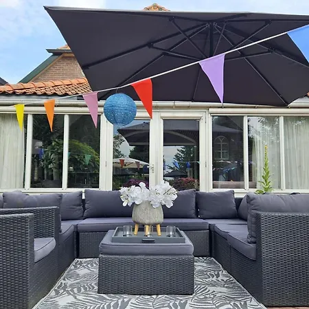 בית נופש Farm Near Bronkhorst *