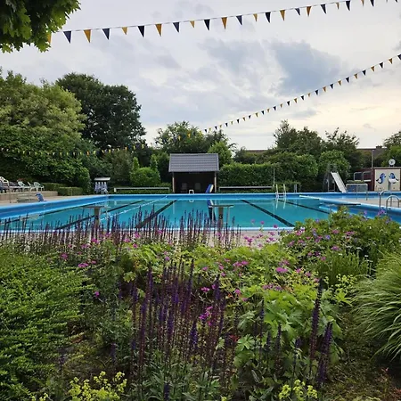 Farm Near Bronkhorst בית נופש Steenderen