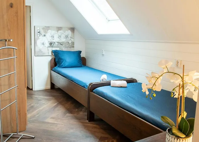 Farm Near Bronkhorst בית נופש